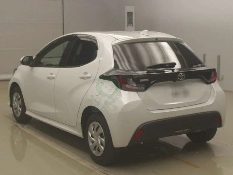 Toyota Yaris - photo 1
