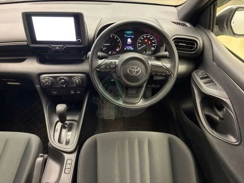 Toyota Yaris - photo 4